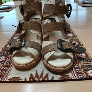 Freebird by Steven Violet White Multi size 10